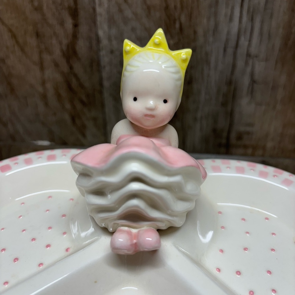 CUTE MUD PIE PRINCESS CROWN PINK & WHITE CHILDS DIVIDED CERAMIC PLATE AND CUP - Picture 2 of 11